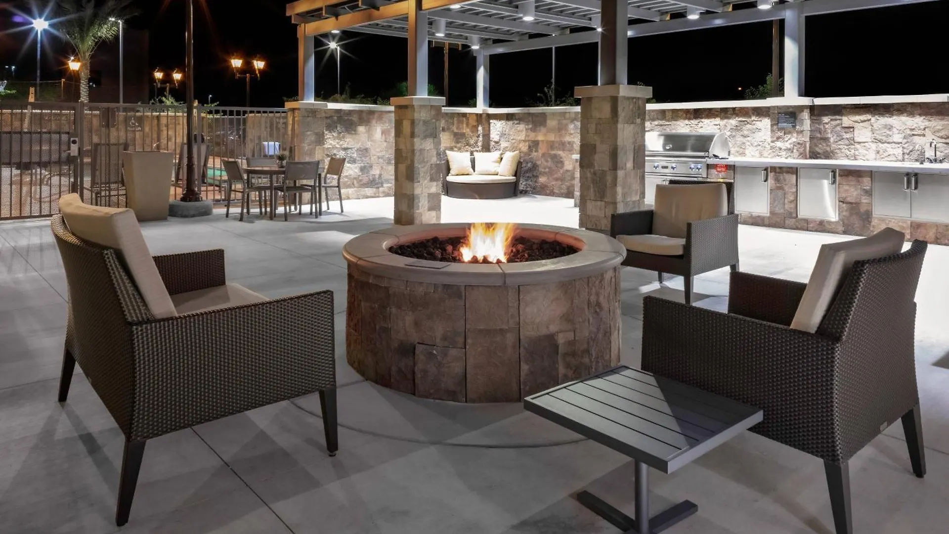 Residence Inn By Marriott Phoenix Mesa East Hotel